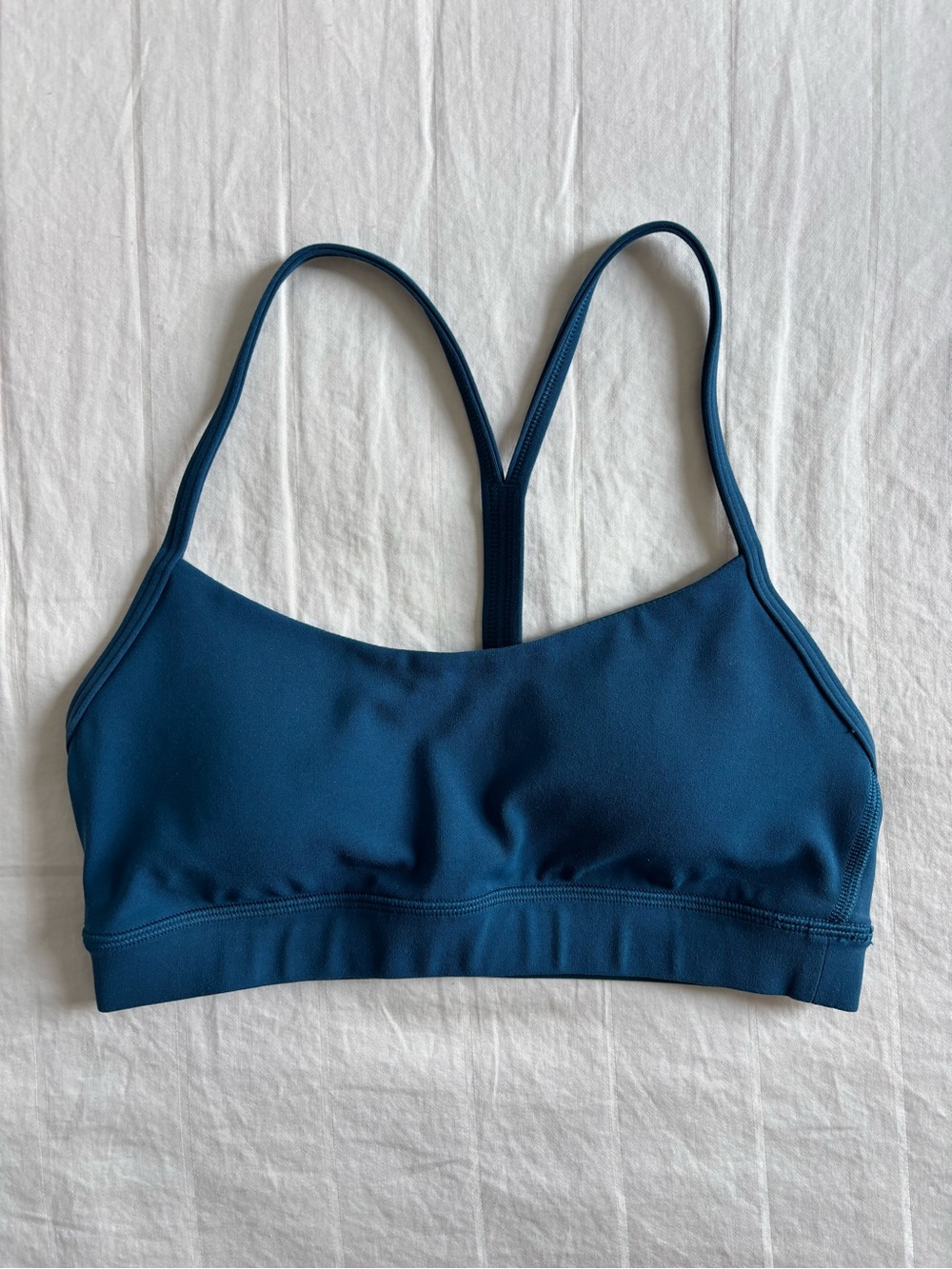 NWOT Lululemon Flow Y Bra size 4 blue borealis